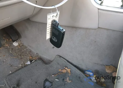 2015 Toyota Camry Xle z USA, uszkodzony, nr VIN 4T1BF1FK0FU979540